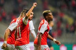 爱游戏娱乐-勒沃库森大胜对手，瞄准欧冠资格的简单介绍