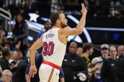 AYX体育赛事-吉林队翻盘北京队，库里刷新纪录