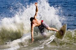 爱游戏在线-F1年度争冠之夜，锡安关键制胜，改写历史的最后一圈