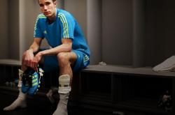 爱游戏娱乐-绿茵奇迹与未来之星，贝蒂斯击败巴黎的战术革命与萨卡的完美答卷