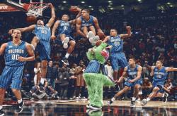 AYXapp下载-武切维奇内外兼修成魔术王牌，全能表现引领魔术完胜76人