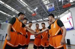 AYX体育赛事-士气高昂，球队备战下一轮比赛