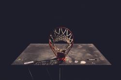 爱游戏在线-文班亚马的节奏艺术，当掌控力遇上冲击波，开拓者如何冲垮魔术阵型