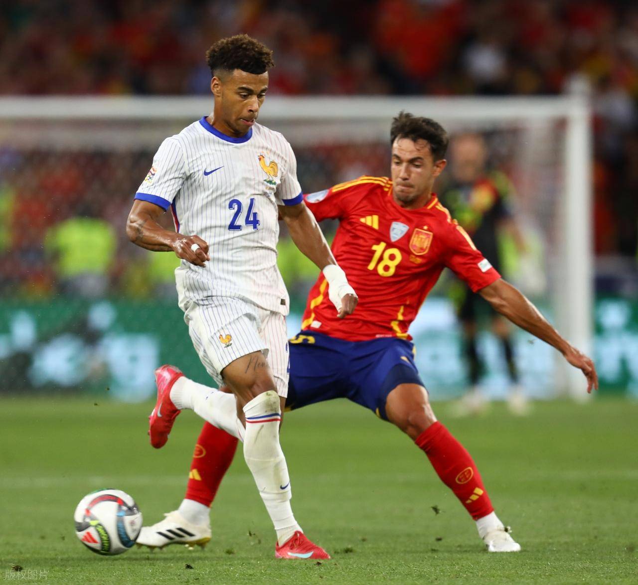 欧国联头名之争激烈，各队竞速追赶的简单介绍