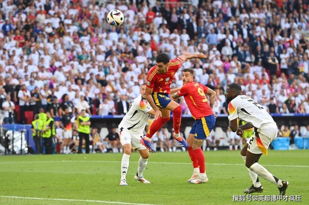 足球明星再度闪耀，绝杀瞬间令人惊艳的简单介绍