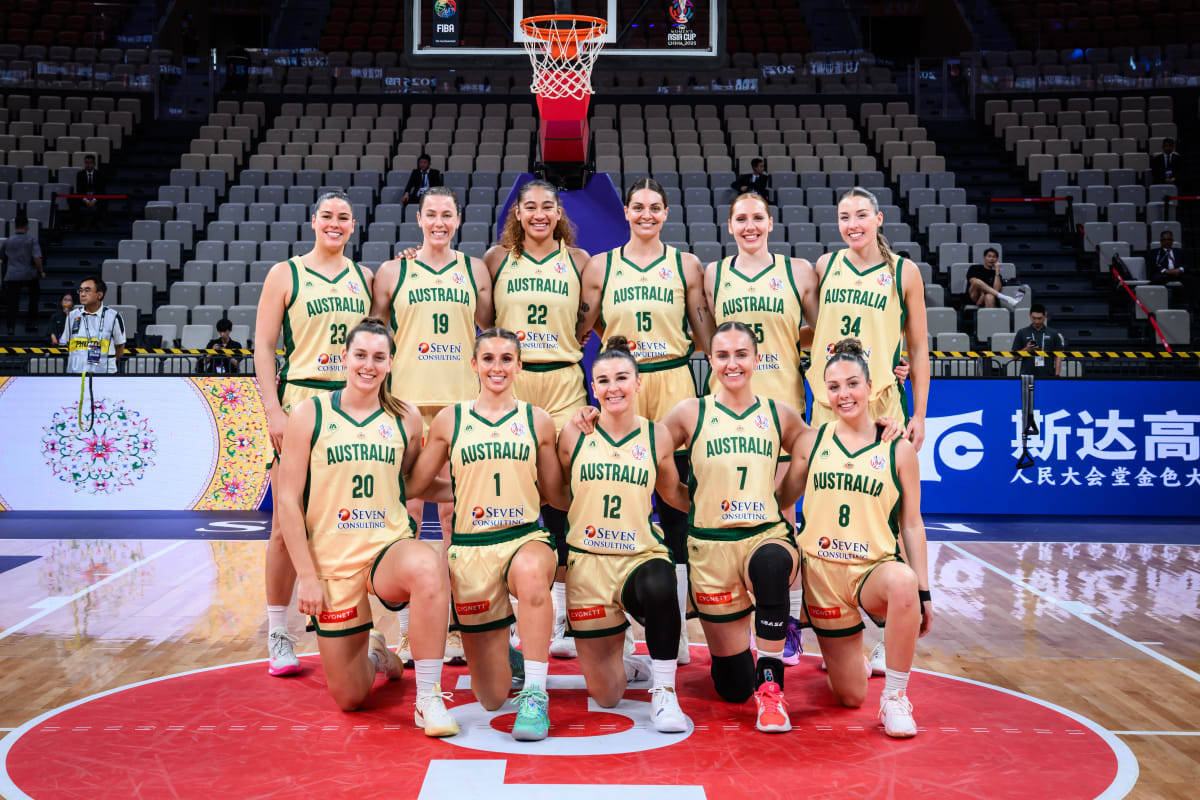 澳大利亚女篮队再度夺冠，实力无敌