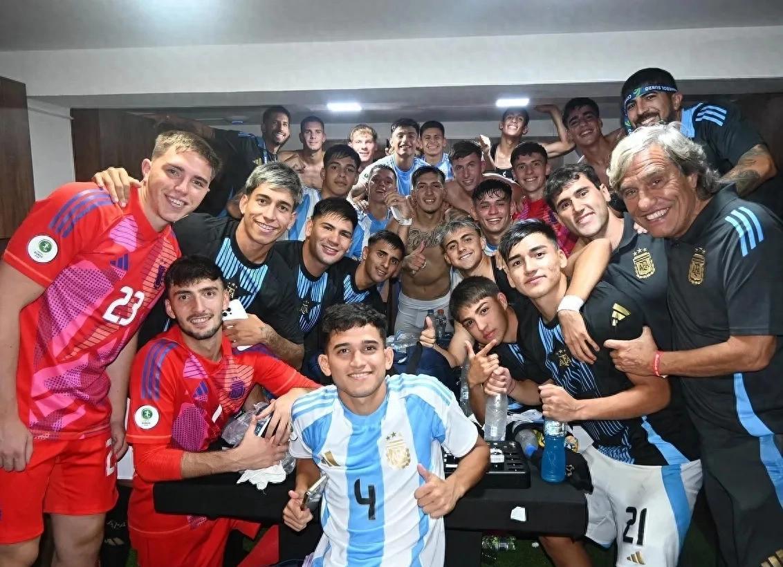 关于备战中的阿根廷队士气高涨，瞄准胜利的信息