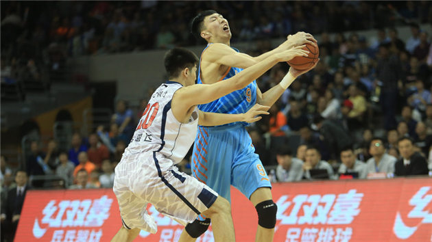 骑士完胜辽宁队,周琦带队取胜 骑士完胜辽宁队,周琦带队取胜