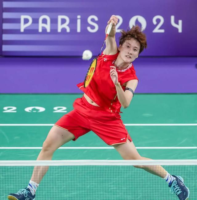 日本队翻盘印尼队,陈雨菲点燃赛场 日本队翻盘印尼队,陈雨菲点燃赛场