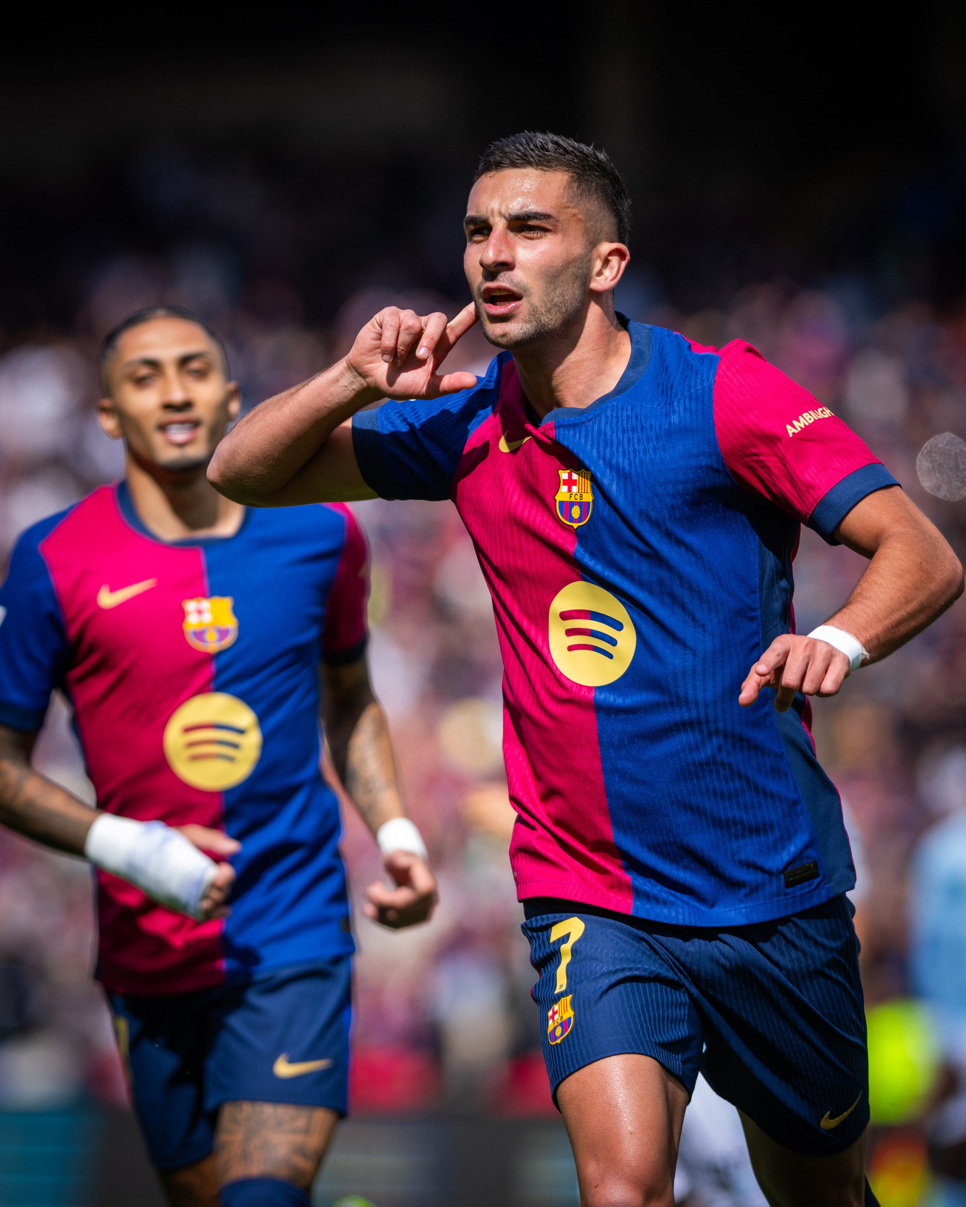 包含国际米兰鏖战墨西哥，费兰·托雷斯三分雨点燃全场的词条