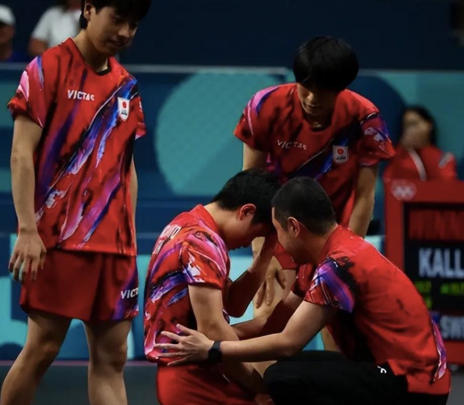 瑞典队险胜中国队，张本智和点燃赛场