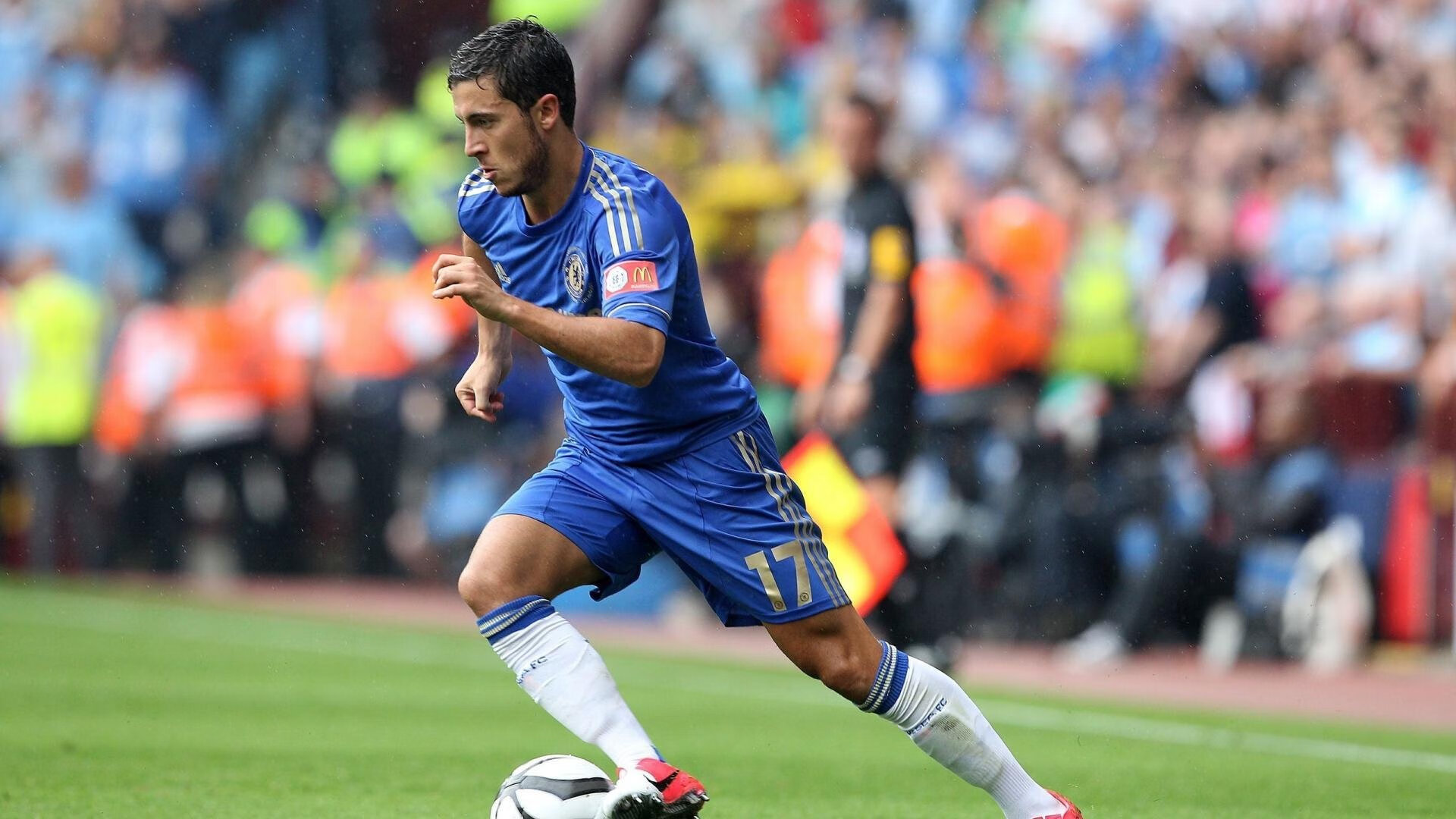 绿茵双城记，曼城铁壁连捷锁巴黎，迪巴拉破茧重生铸救赎